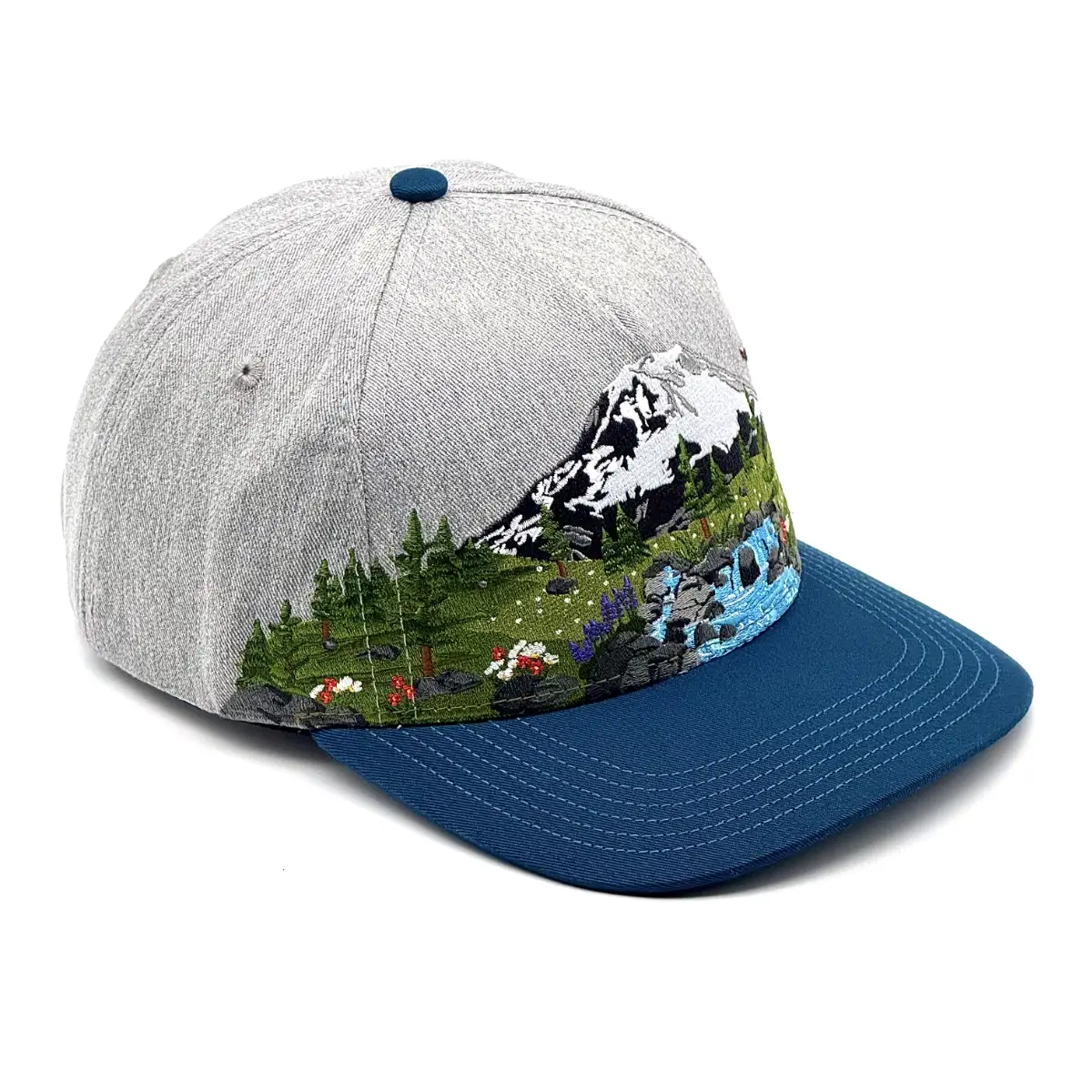 Front-right photo of embroidered Mt. Rainier National Park Hat